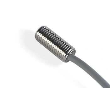 Indukčný snímač M8 L=18 mm kábel 3m PNP NO Sn = 4 mm
