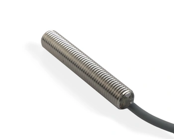 Indukčný snímač M8 celokovový 45 mm kábel 2m NPN NO Sn = 2 mm