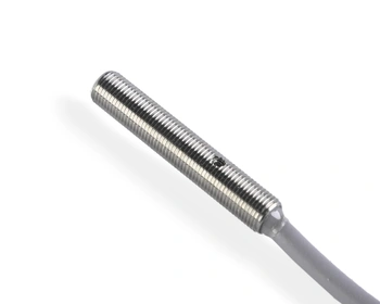Indukčný snímač M5 L=30 mm kábel 3m NPN NC Sn = 1,5 mm