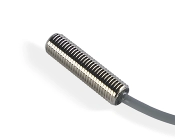 Indukčný snímač M8 L=30 mm kábel 2m PNP NO Sn = 4 mm